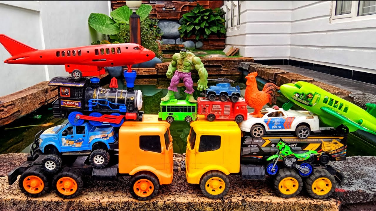 Menemukan mobil rc,truk oleng, pesawat, motor cross, mobil offroad, bus basuri,tengbaja,ayam, 