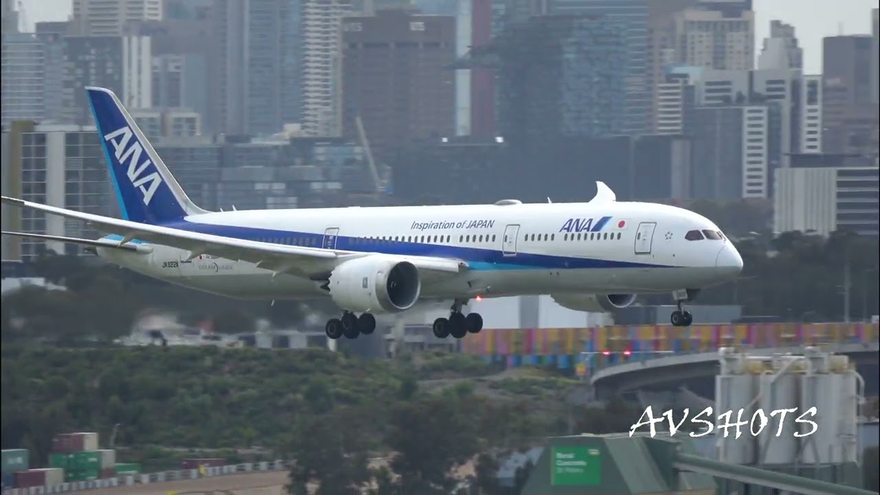 4K CLOSE UP ANA B787- 9 Flight NH879/ANA879 Landing SYDNEY INTERNATIONAL AIRPORT Runway 16R JA922A