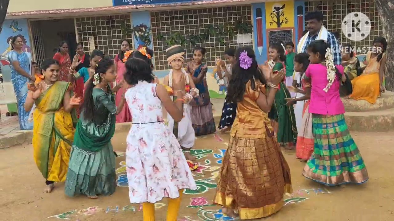 పిల్లలు పాడిన గొబ్బీపాట2@Soujineelam