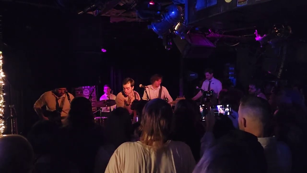 NICOTINE DOLLS- NASHVILLE, TN