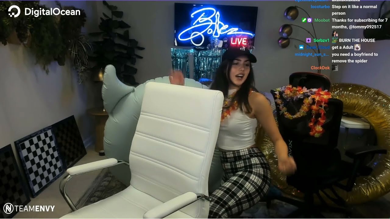 The spider incident | BotezLive
