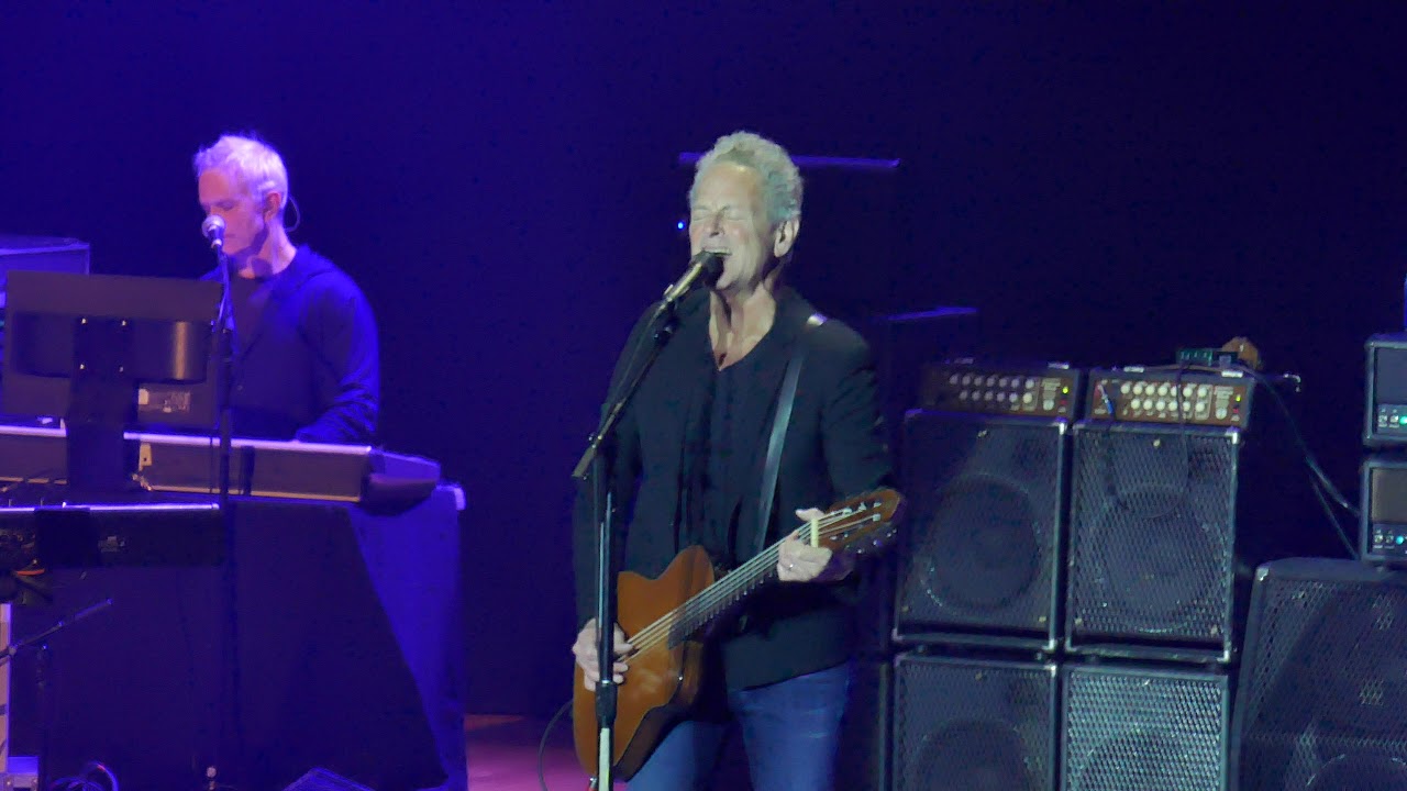 Lindsey Buckingham  2018-12-01  Scottish Rite Auditoriumr  