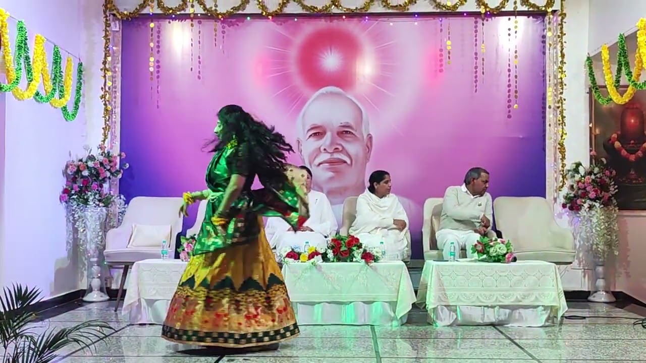 Purab se Jab Suraj Nikle Dance by Kumari Kavya