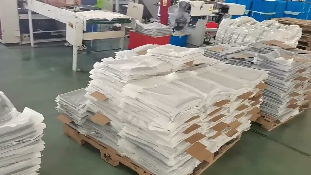 biodegradable and compostable bags manufacturer from china ，custom biodegradable bags supplier.