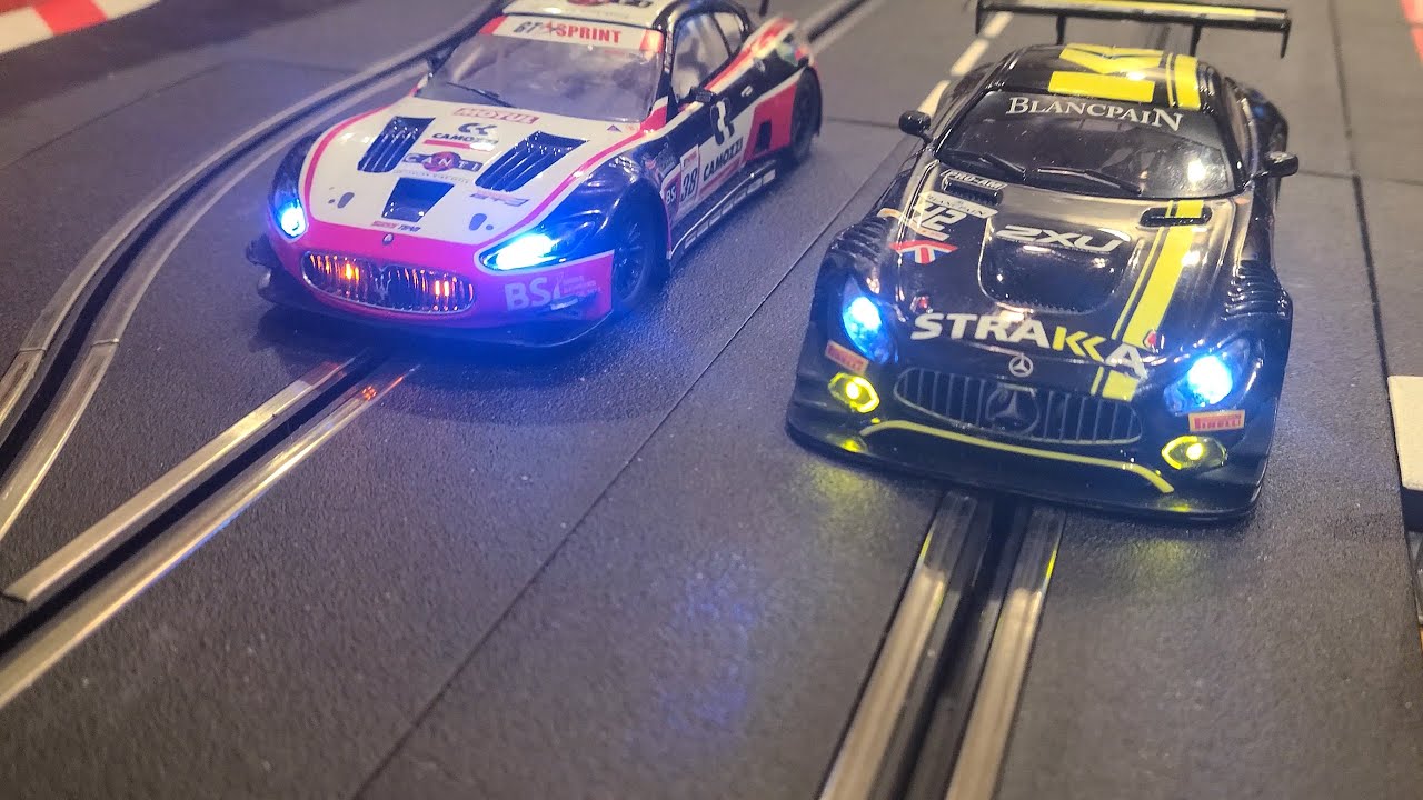 Slot Rods   Ep 10 :  Carrera D132 LEDs  Cars and Track
