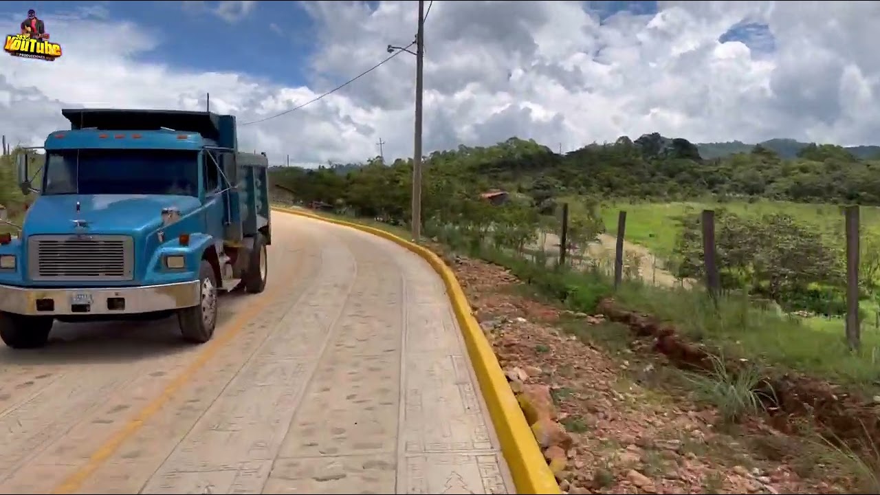 As&iacute; Luce La Carretera Artesanal En || Pascala Del Oro