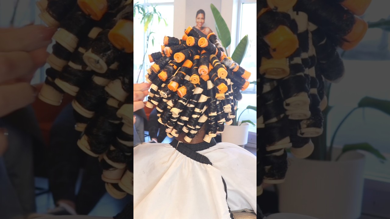 My perm rod set lasted 2 WEEKS!!? 👀 hairstylist TECHNIQUE #hairstylhairstyles