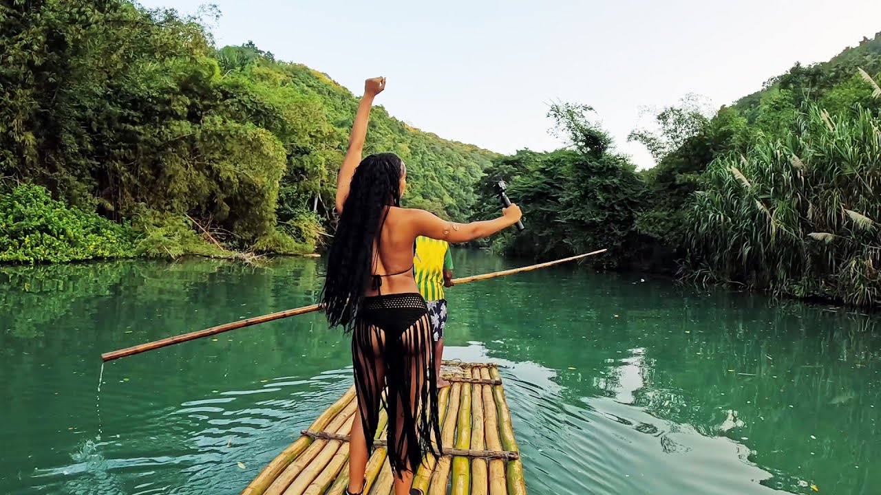 Relax & Revive: A Limestone Foot Massage Adventure on Great River! 
