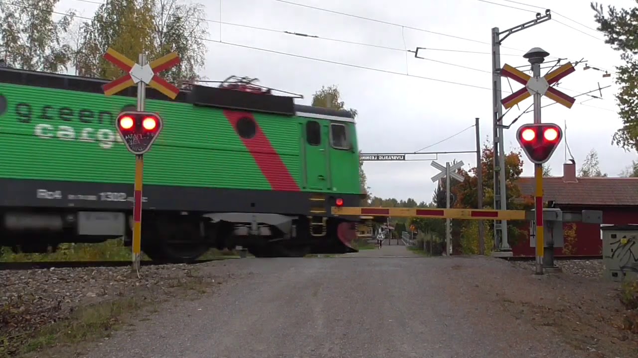 Swedish railroad crossing, Östra Strömvägen, Falun
