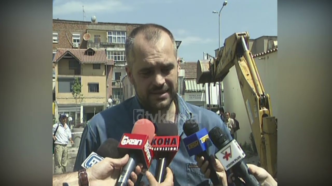 Nis rikonstruksioni i rrug&euml;s &ldquo;Irfan Tomini&rdquo; n&euml; Tiran&euml; - (26 Qershor 2004)