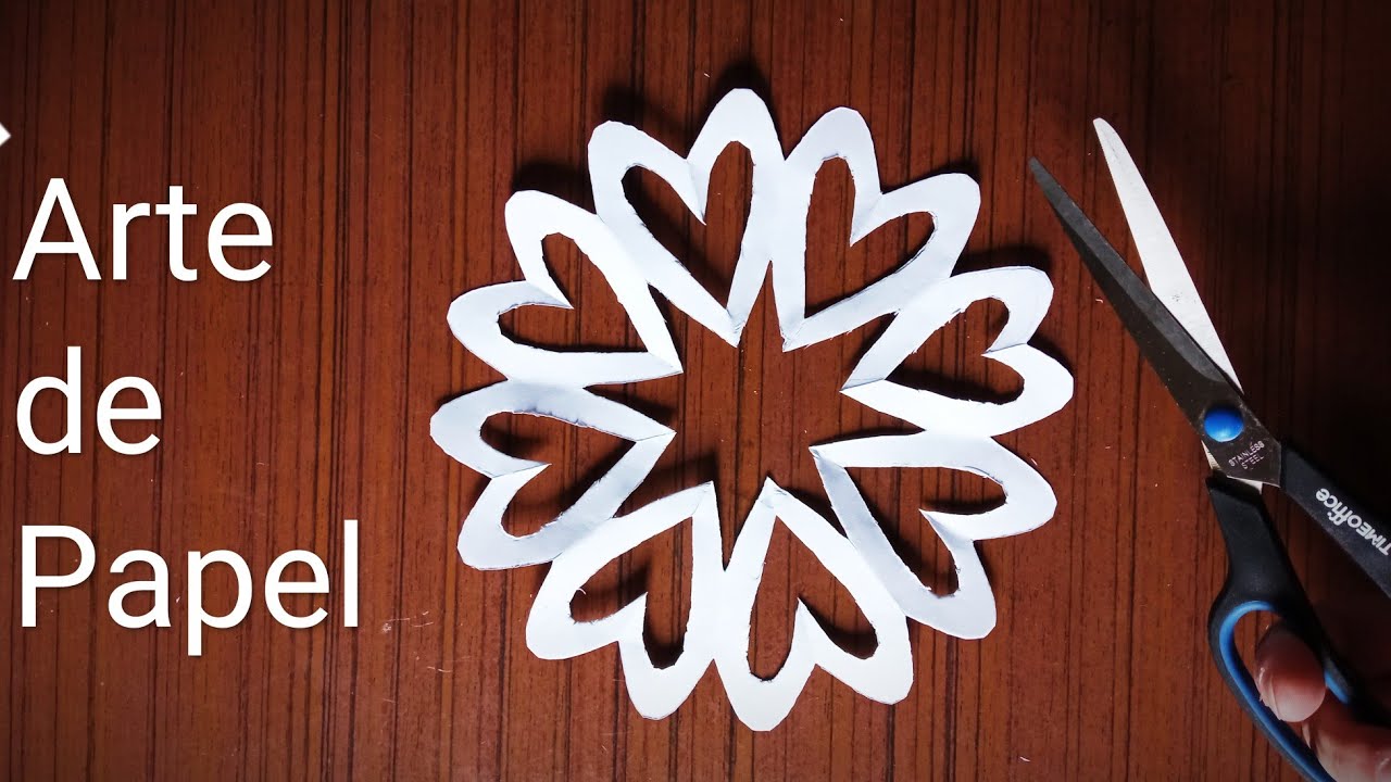 Arte de Papel ❤️ Como fazer cortes com Tesoura para criar formas de Cora&ccedil;&otilde;es em Padr&atilde;o Circular...