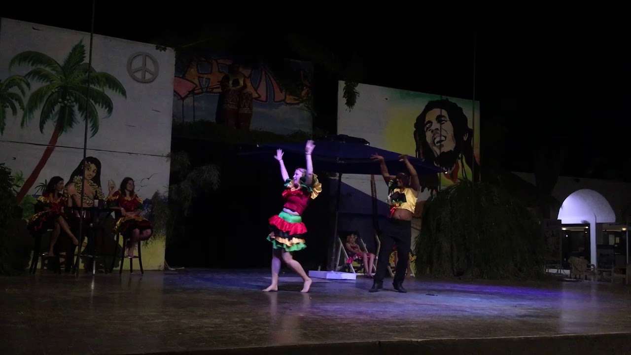 Samira Club Latino Show 26.05.18 La sonrisa