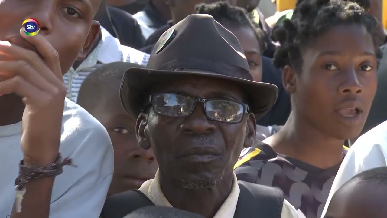 Simango promete fomentar produção do algodão na Zambézia