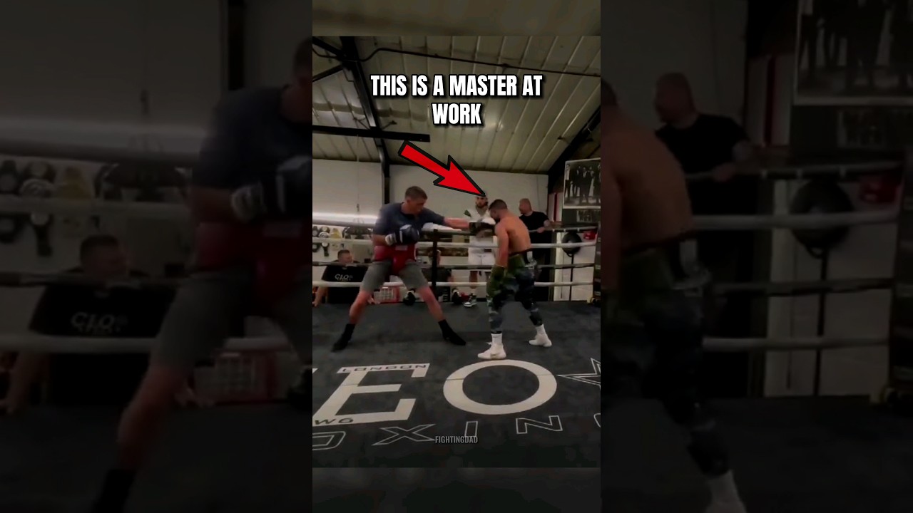 Incredible Boxing Head Movement 🔥