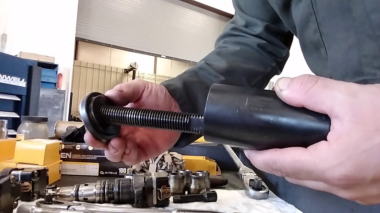 CATERPILLAR Engine Injector sleeve tool,  important info.