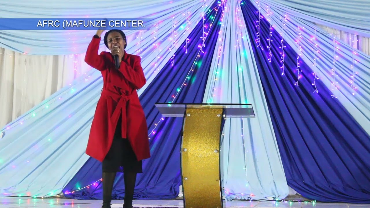 MAFUNZE CENTER   Mam Ngcobo mp4