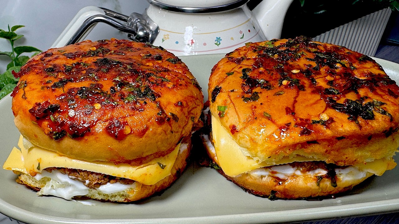 ഹമ്മോ😱 എന്താ ഒരു ടേസ്റ്റ്😋 Super Juicy & Cheesy Beef Burger! Easy Homemade Recipe #burger #ramadan