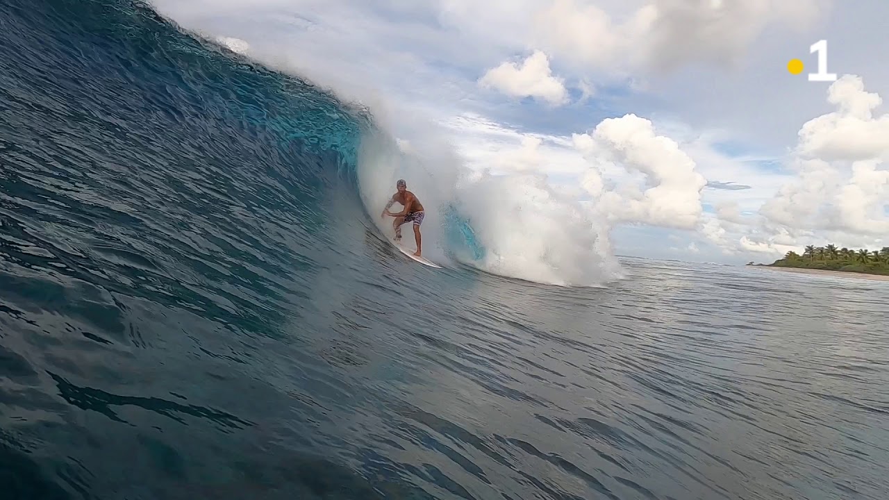 Air Tahiti Rairoa Horue - La minute : session de free surf