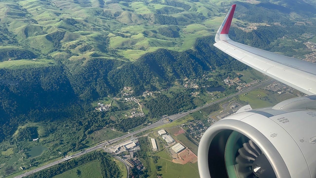 Latam scenic arrival at Sao Paulo Guarulhos Airport 