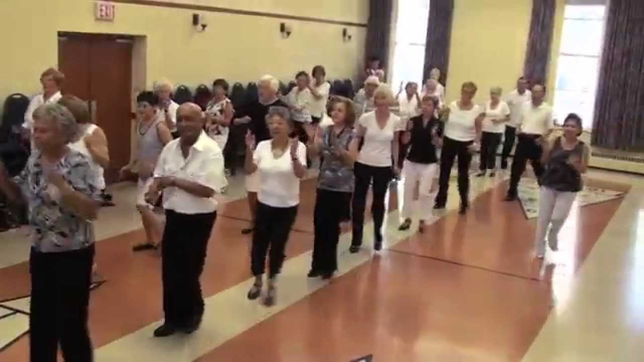Cucaracha Line Dance (Streetsville Senior Line Dance Class)