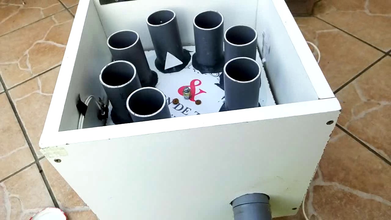 fabrication distributeur de croquettes pour chat