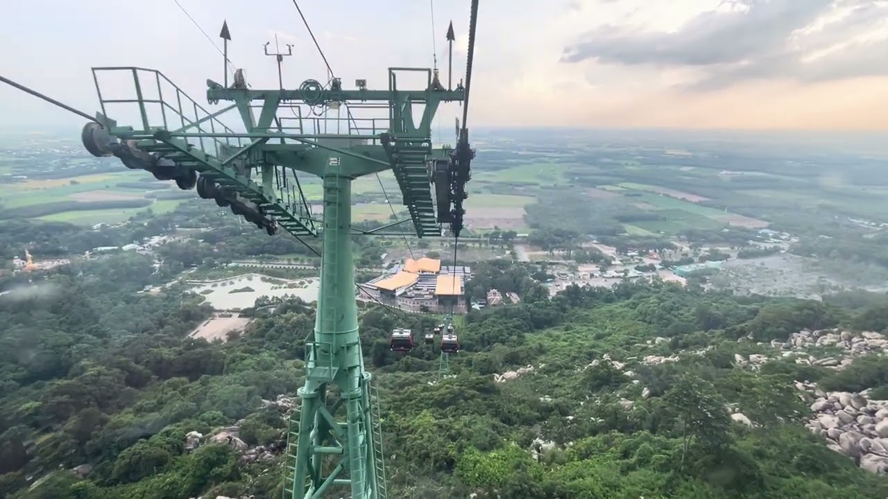 ngày 28 tháng 2, 2026