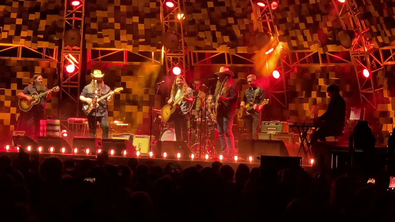 Chris Stapleton Huntsville, AL 8/29/19- Get Down To Arkansas