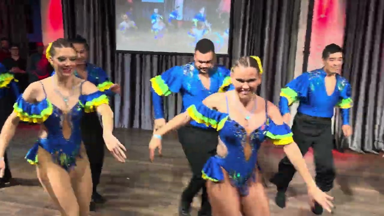 eReS Team (Salsa) at the Baila Con Gusto Night on November 20th 2025