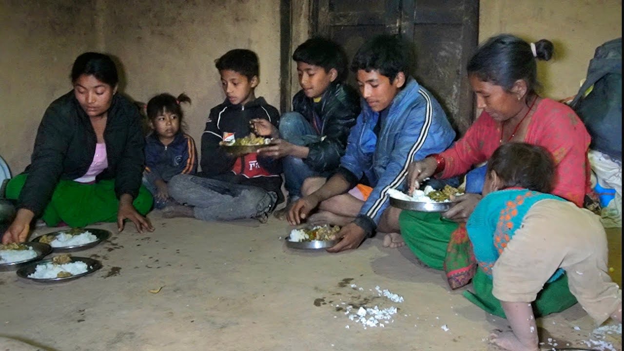 Traditional Chicken Dinner Cooked in a Rural Village Of Western, Nepal !!