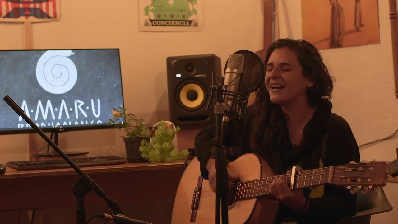 Macarena Musiquera - El nuevo mar (Sesiones acústicas Casa Amaru)