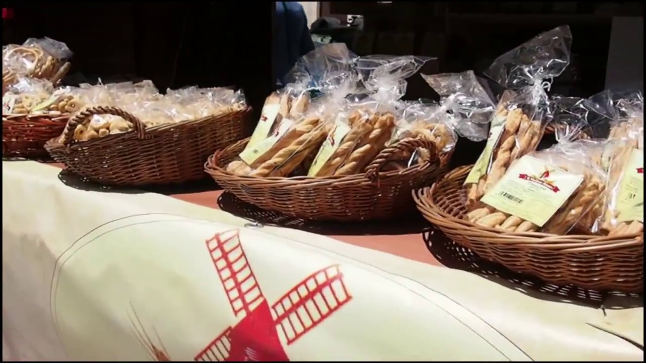 TARALLI  PORCHETTA E TORRONI STREET FOOD SAN SEVERO  GARGANO  PUGLIA