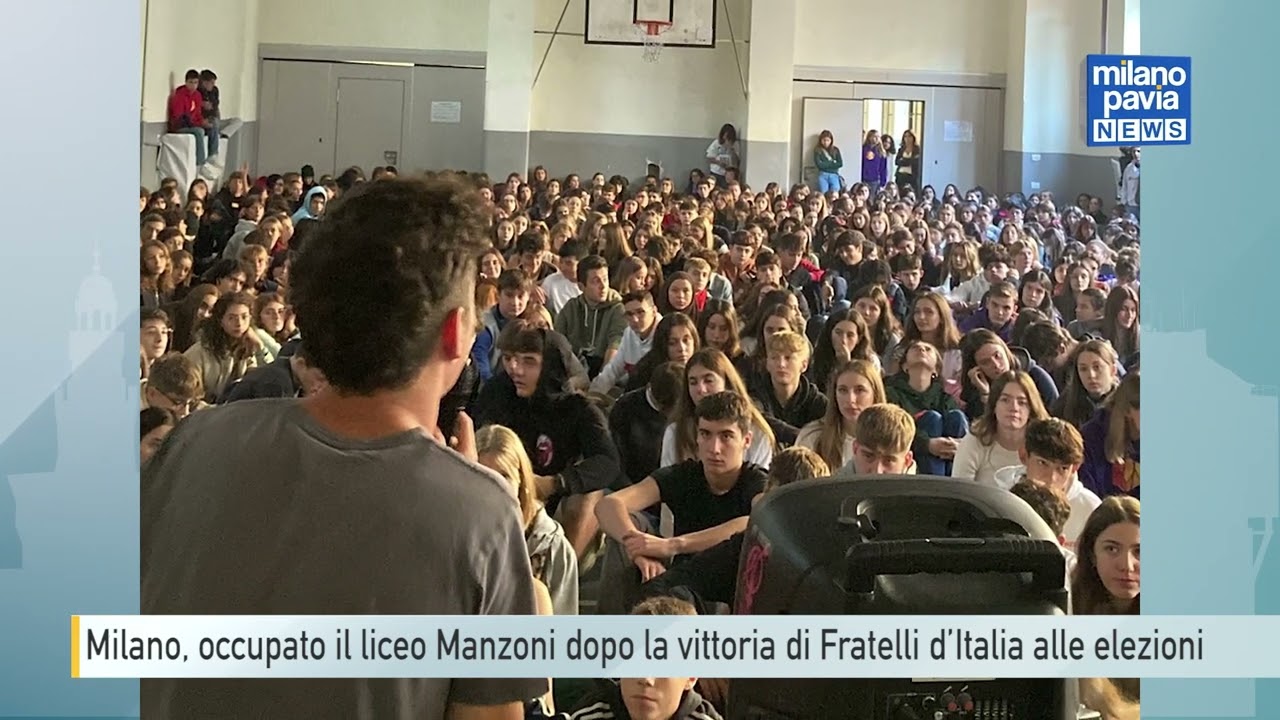 Milano, occupato il liceo Manzoni dopo la vittoria di Fratelli d’Italia alle elezioni