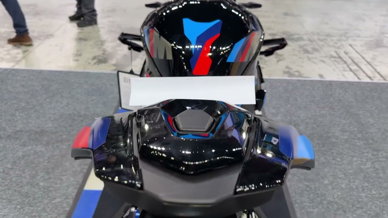 BMW M 1000 R (2025) Walkaround - Moto Expo 2025