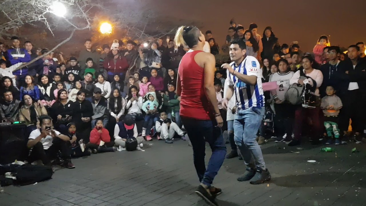 Los grosos LLANINI y FIGURA en Chabuca