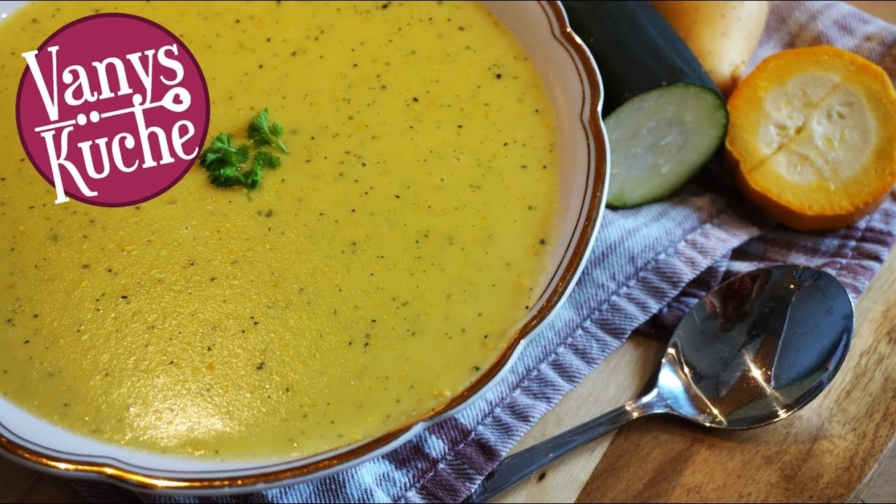 Thermomix® Zucchini-Kartoffel-Suppe (schnell, einfach & lecker)