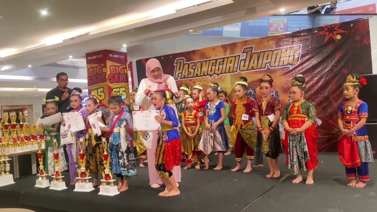 Pengumuman juara ,pasanggiri jaipong transmart buah batu ,ar event