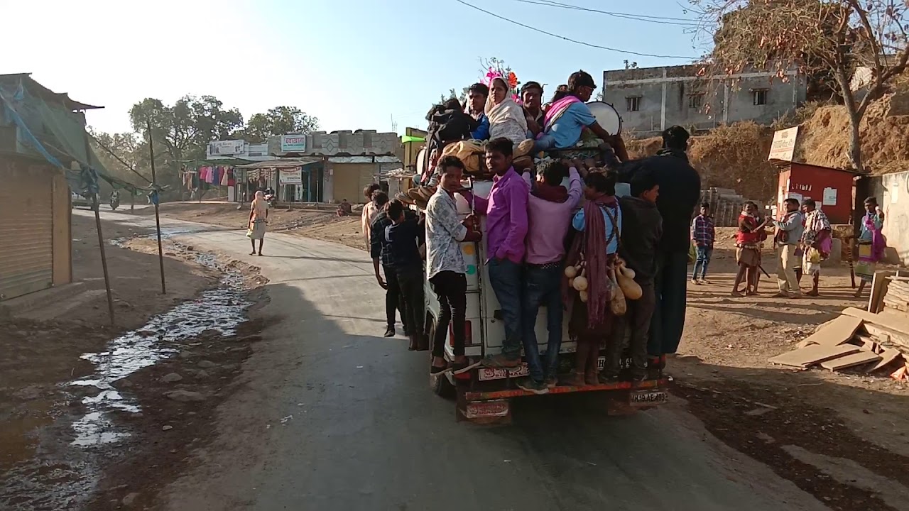 Rural india Holi festival satpura #myindiaadventures #holi  #transportation #culture #folkartist