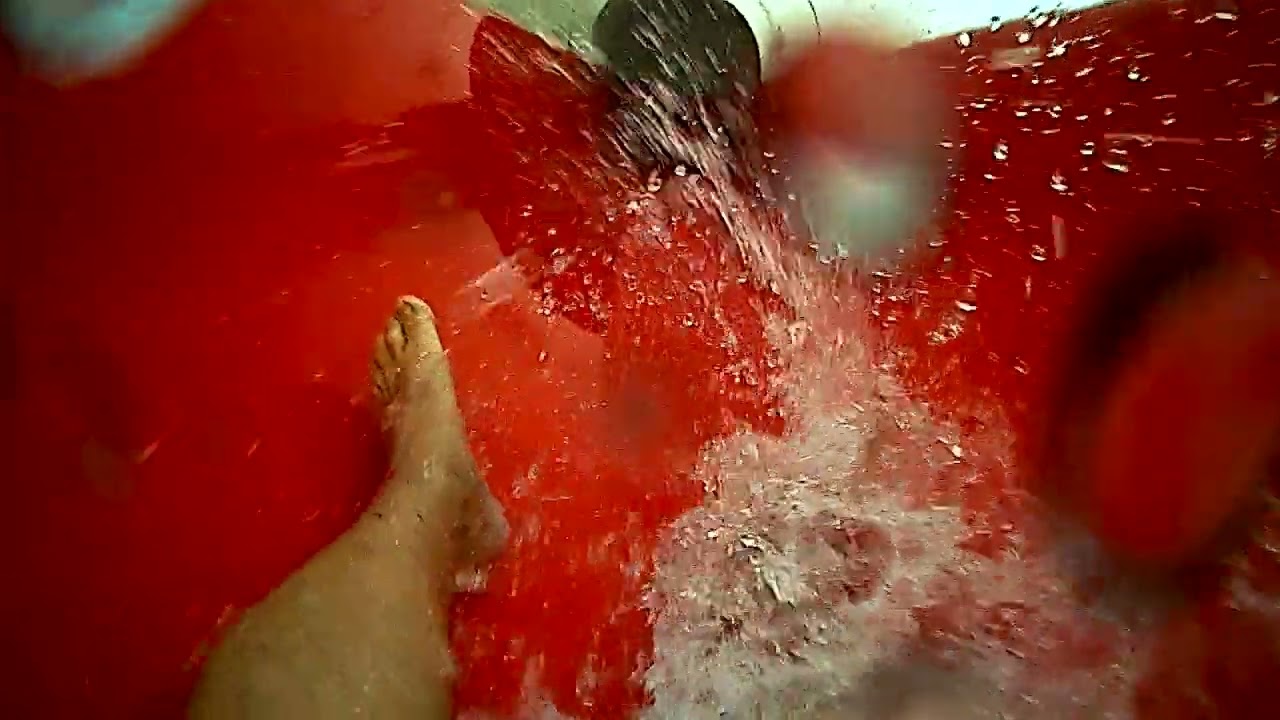 Jablonec nad Nisou - j&iacute;zda červen&yacute;m tobog&aacute;nem - zpomalen&yacute; z&aacute;běr