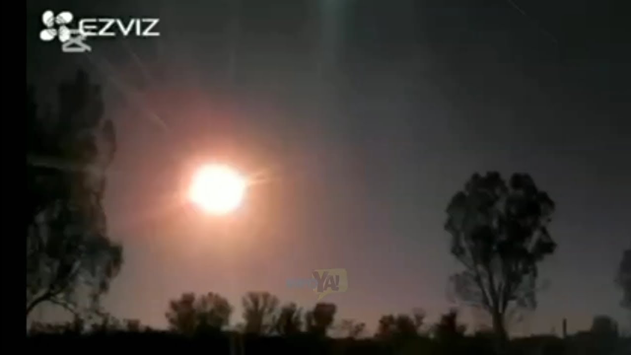 Meteorito cielo iluminó en Mendoza 04/10/2025 00:39 hrs (Compilacion)