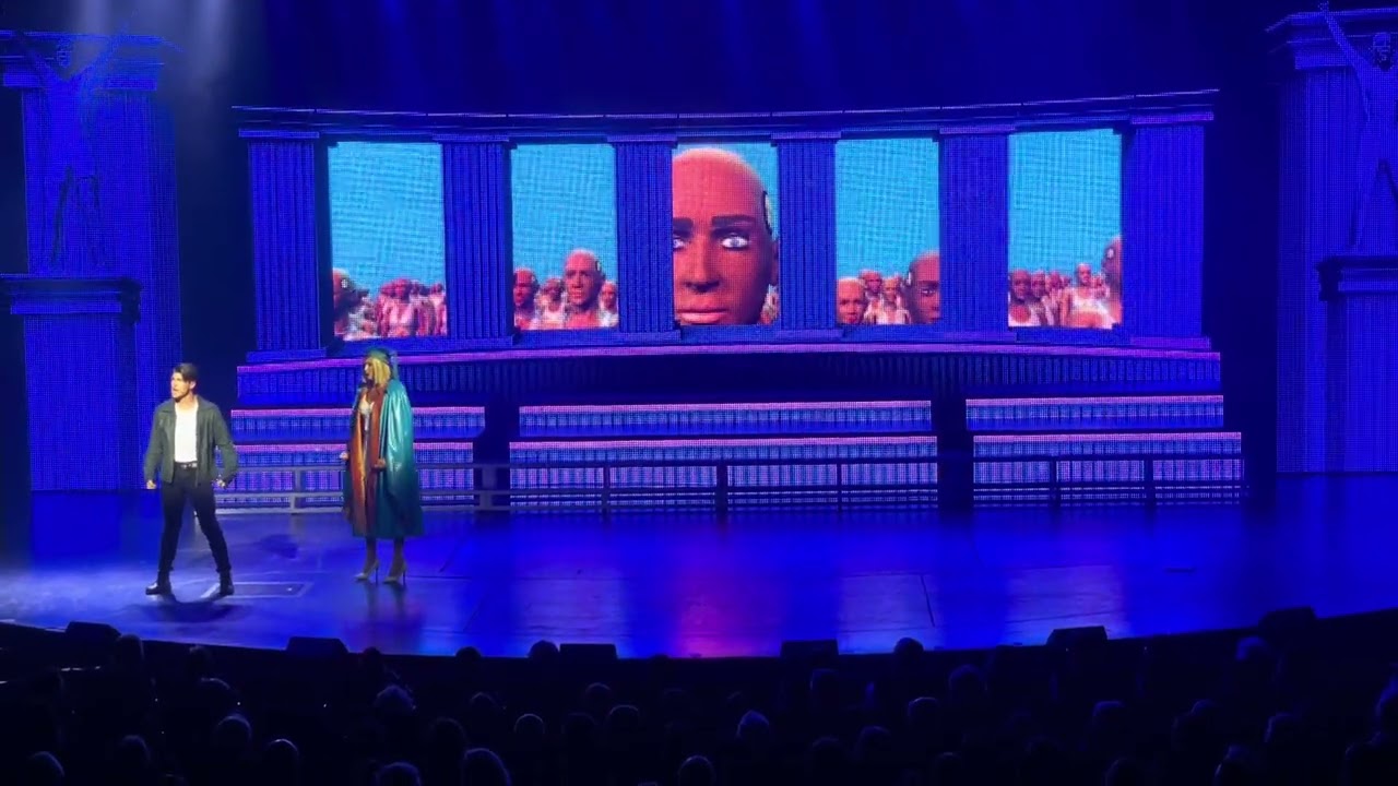 “We Will Rock You” performance Theater show, Anthem Of The Seas, Royal Caribbean #show#performance
