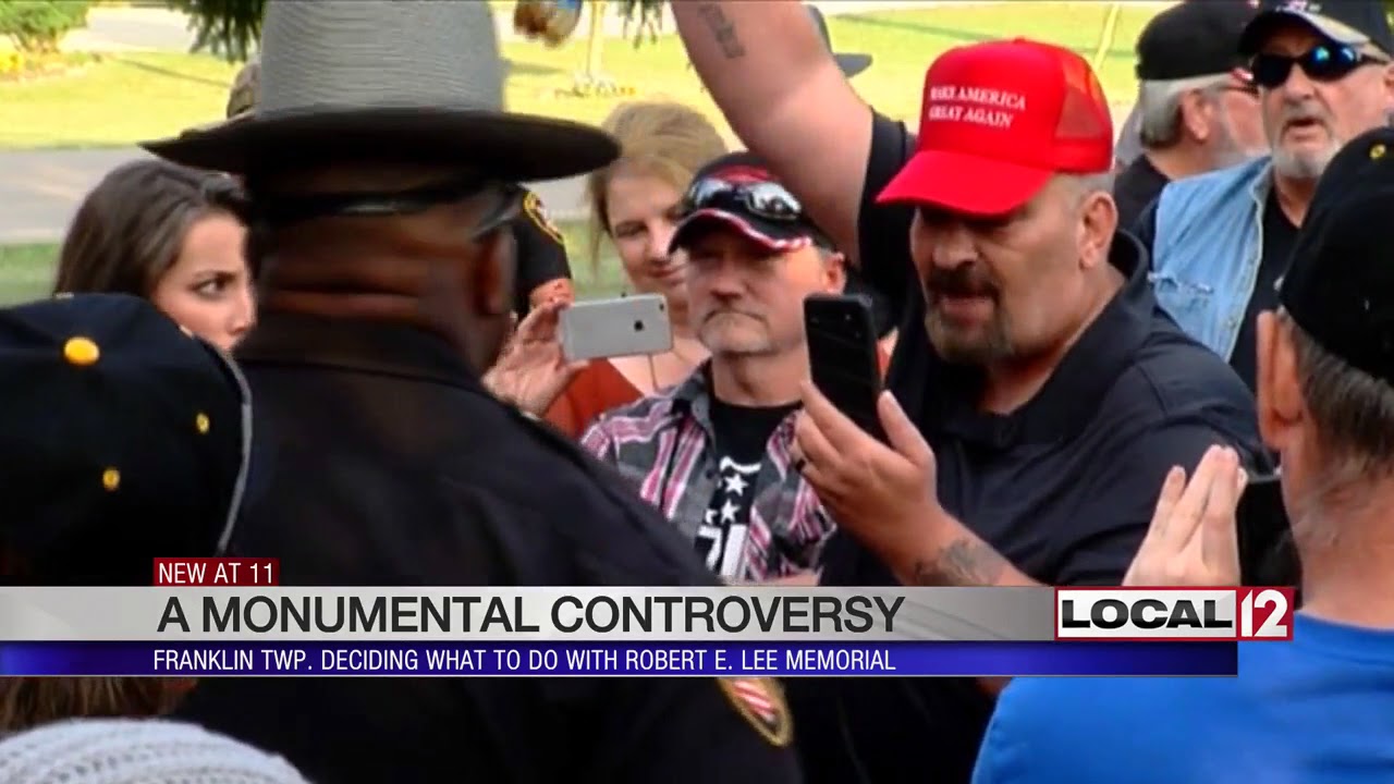 Dozens show for meeting over Robert E. Lee marker