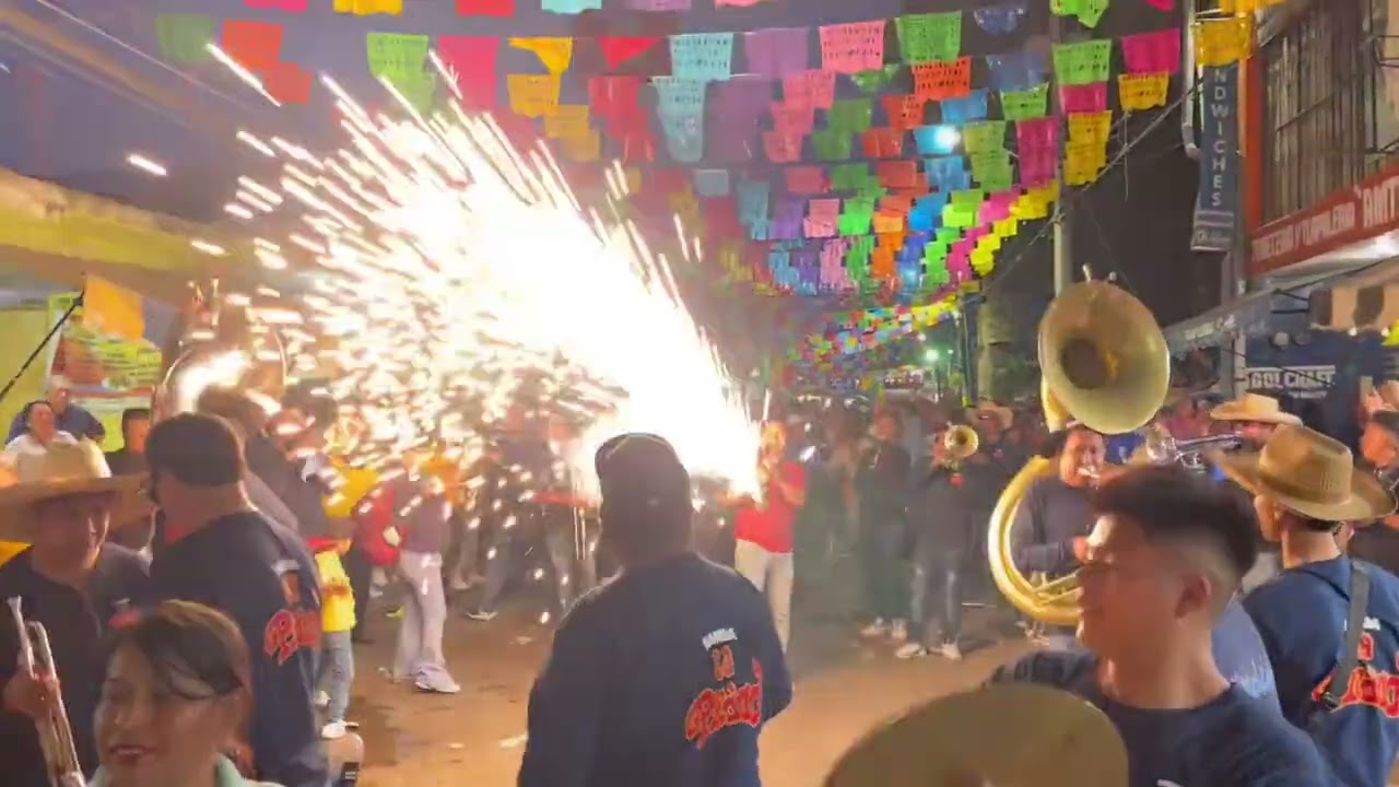 🎶🥁🎺Banda La Piedad Armando el Ambiente con los Mejores Sones de Chinelo Más Prendidos 🎺🎶🥁