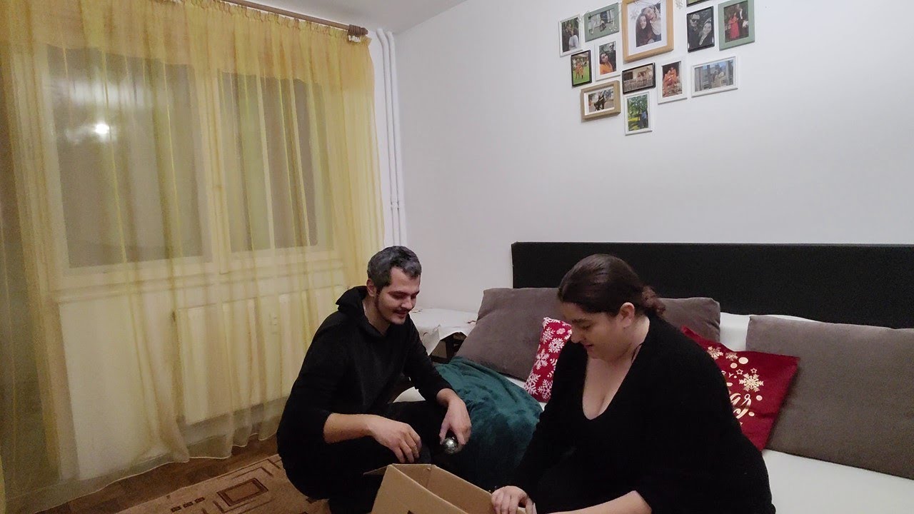 #4 Vlogmas – Transformam casa în magia de Crăciun!