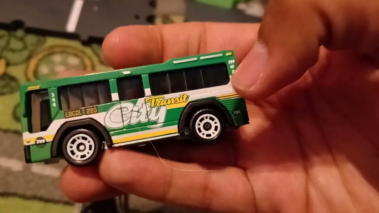 Matchbox VW Golf GTI & MBX City Bus