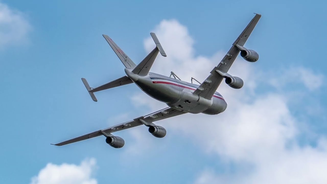NASA 905 Boeing 747 Orbital Transporter