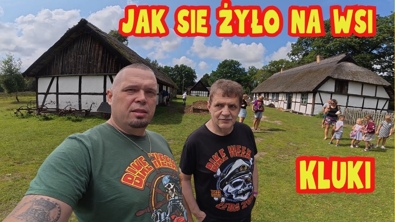 Muzeum Wsi Słowińskiej w Klukach &ndash; stare chaty, wypiek chleba, dawne rzemiosła i muzyka