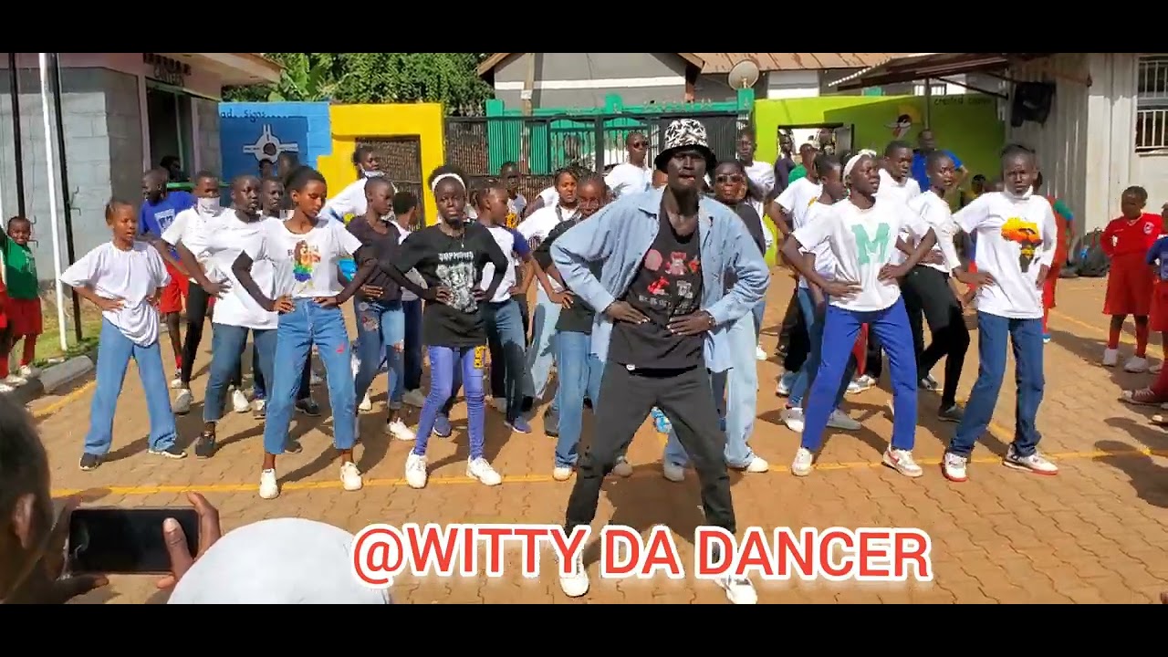 Notice ft Ada Ehi filmed 🎥 💕 by P.6 members.Wishing the parents 💖 Happy Easter 🐣 (@WITTTY DA DANCER)