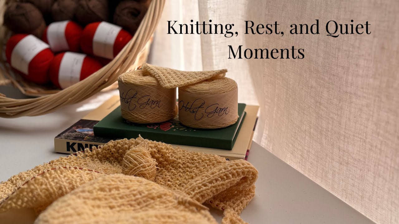 A Slow Weekend | Knitting, Rest & Quiet Moments | Vlog 1