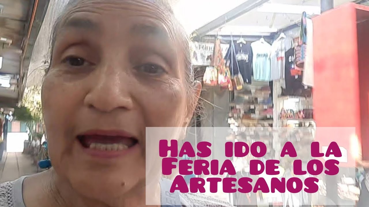 Recorriendo en Santiago de Chile la Feria de los Artesanos de Santa Lucia #ferias  #santiagodechile