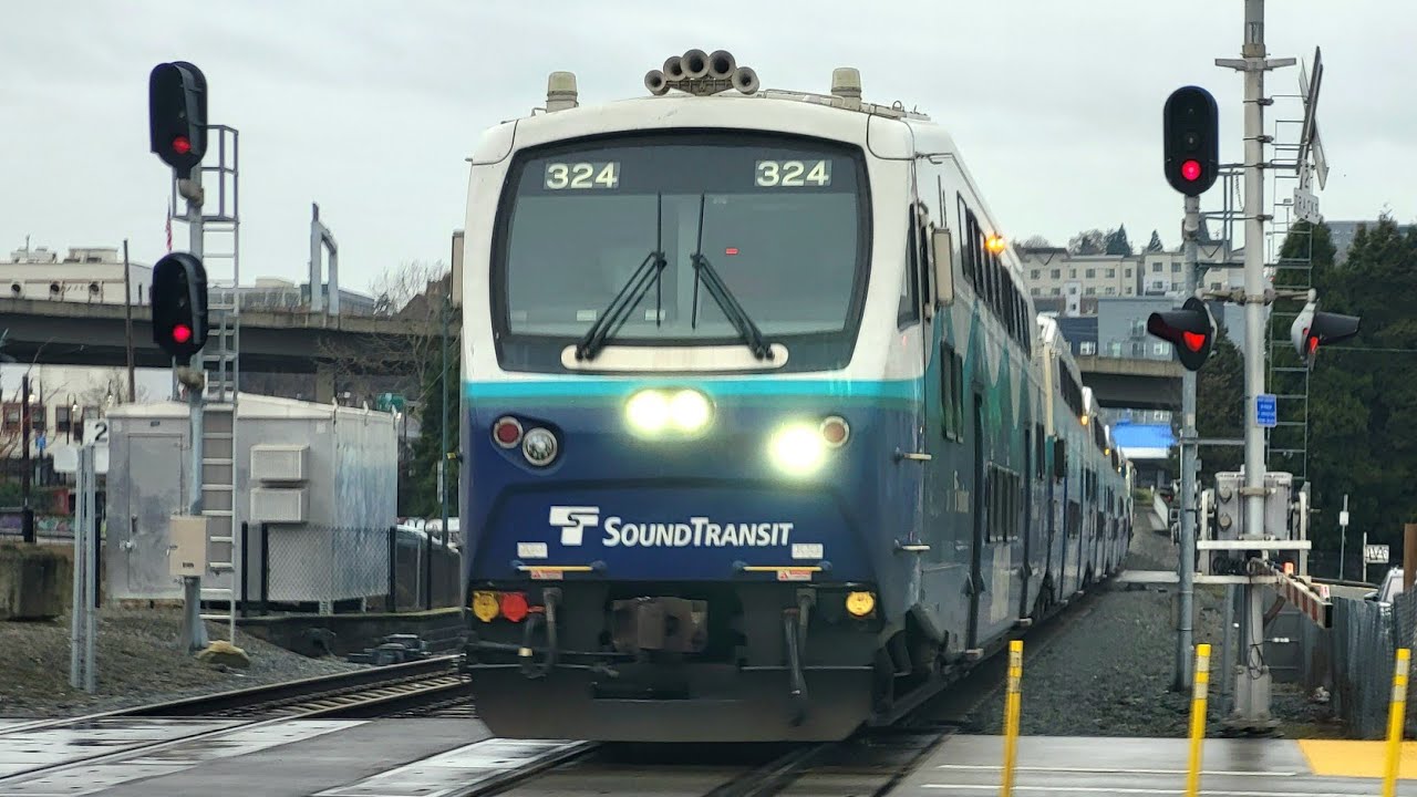 Sound Transit Bombardier Bi-Level CEM Cabcar with MP40PH on the S Line to Seattle leaving puyallup